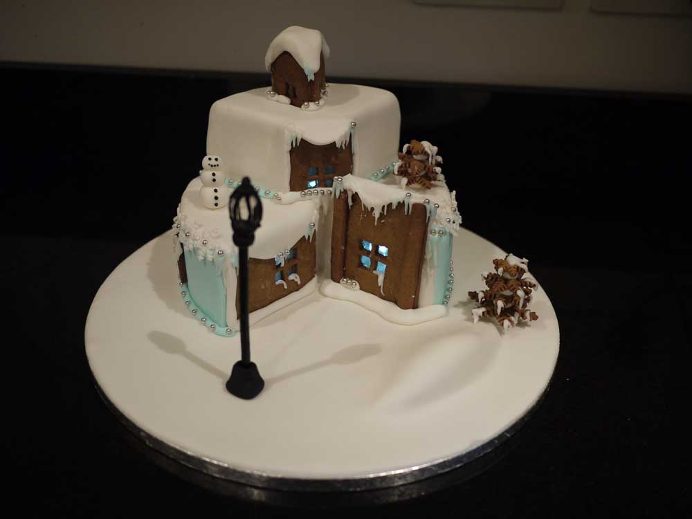 Narnia Cakes